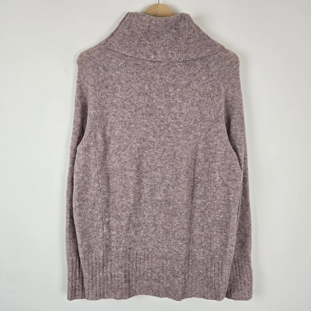 Aritzia COMMUNITY Plutarch Turtleneck Sweater - Picture 4 of 9